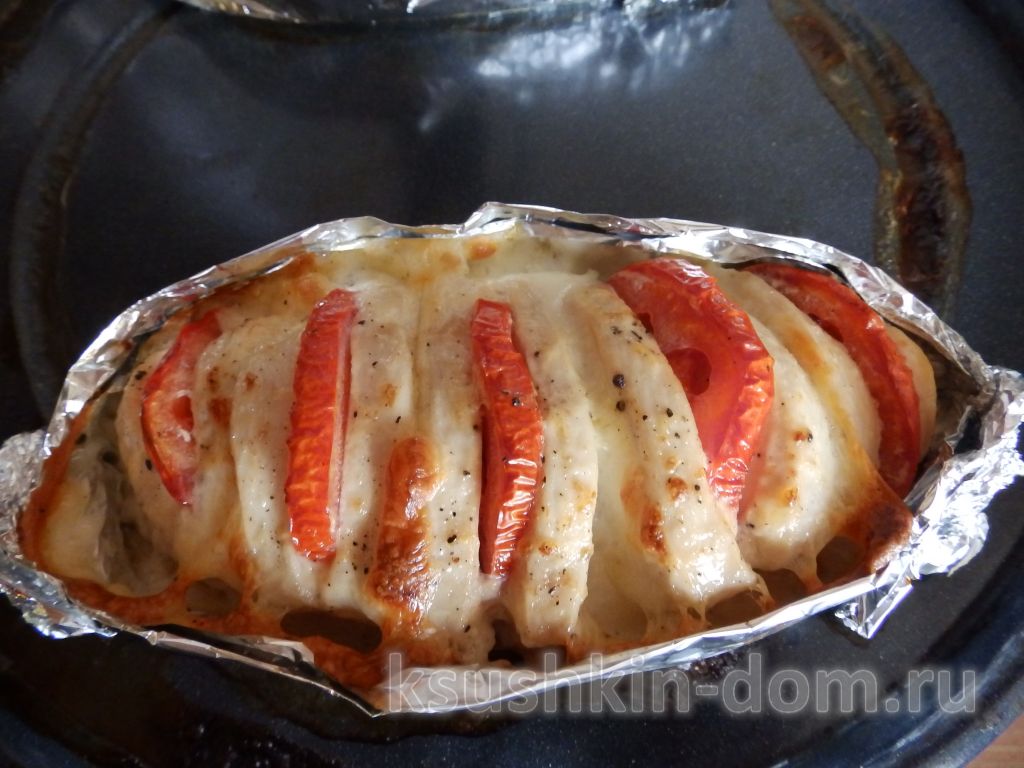 Куриное филе с помидором и сыром в духовке 9