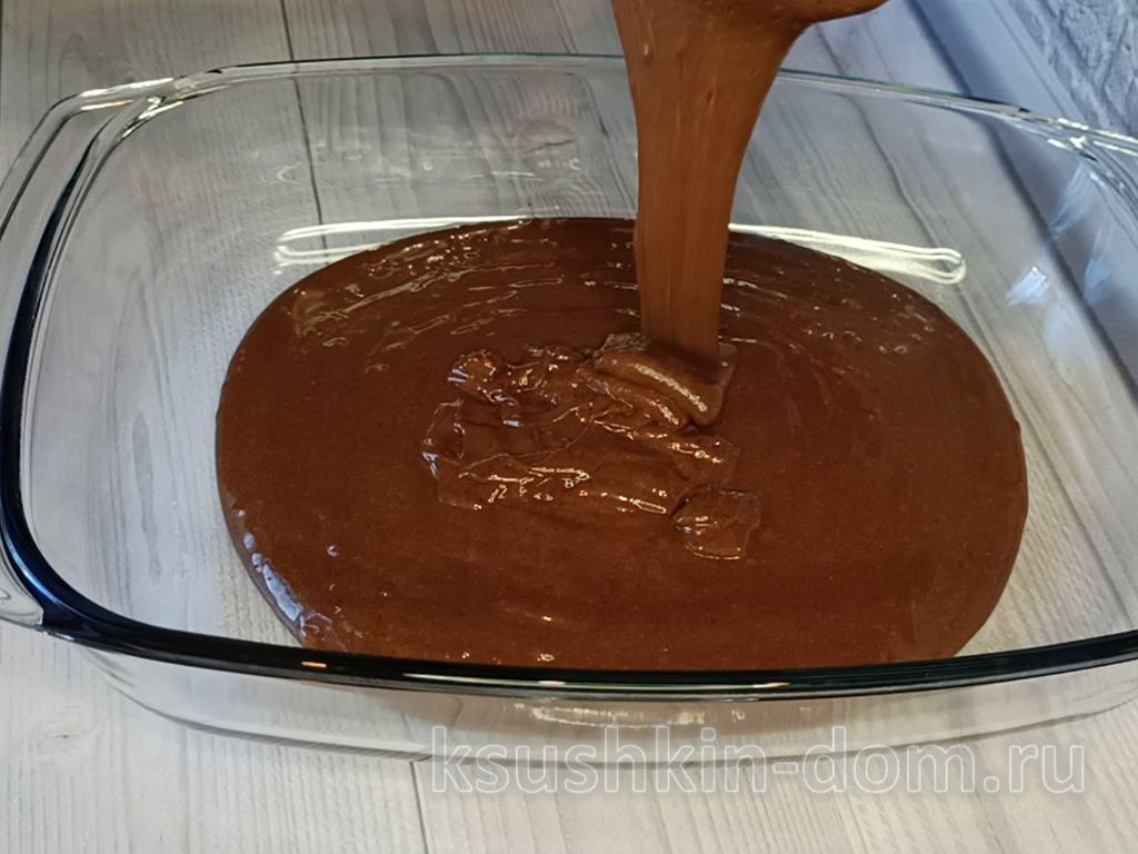 Мокрый шоколадный кекс с заварным кремом 6